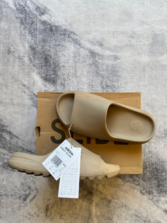 Yeezy Slide Pure