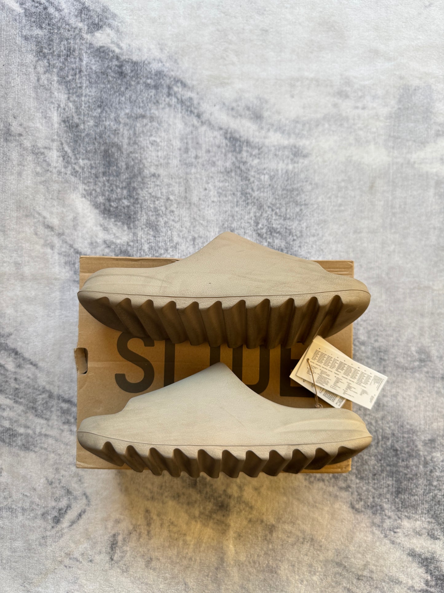 Yeezy Slide Pure