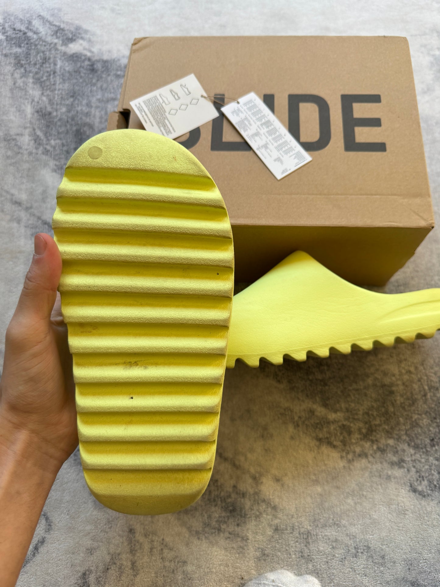 Yeezy Slide Fluo