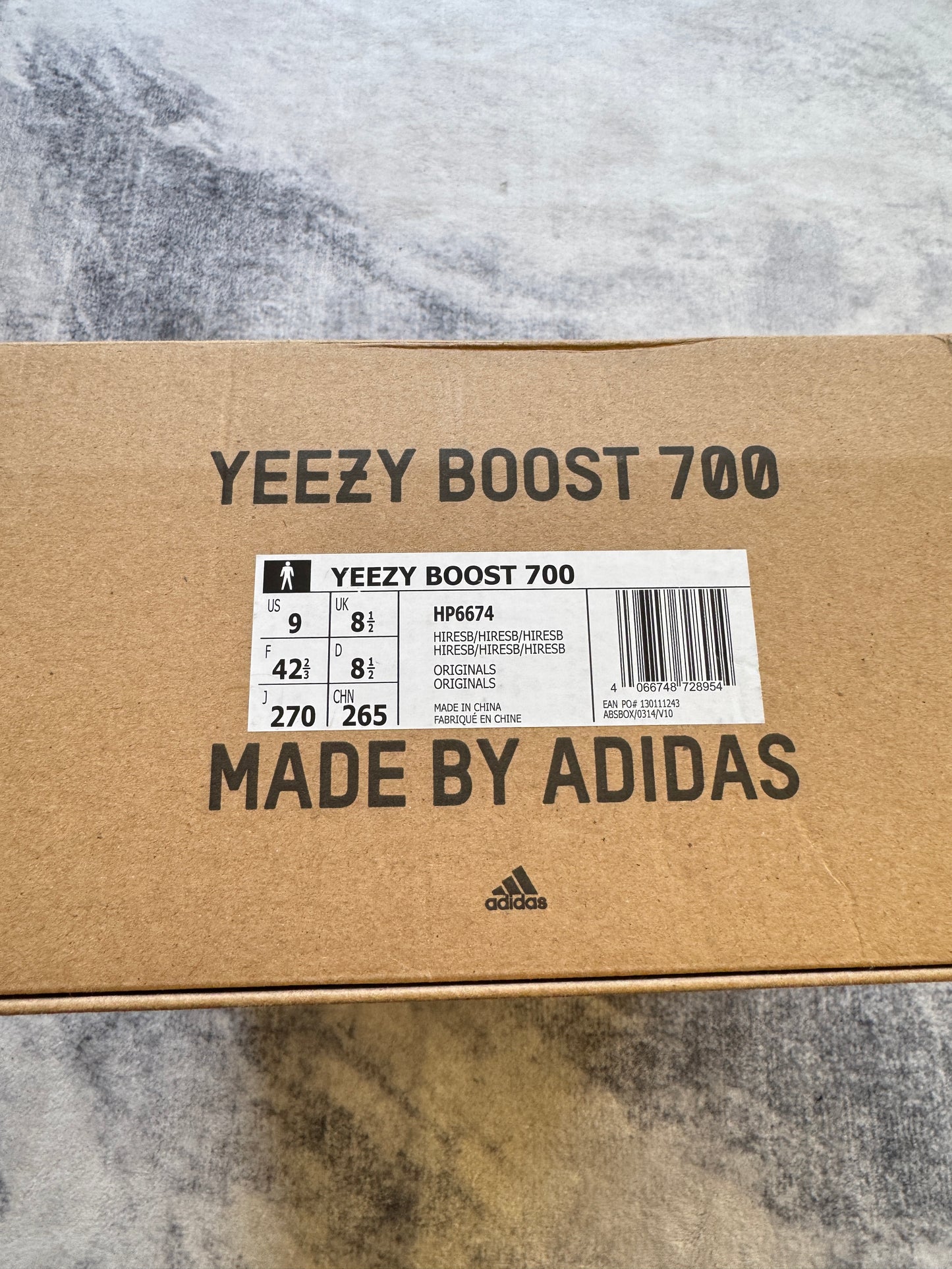 Yeezy 700v2 Hirebs Blu