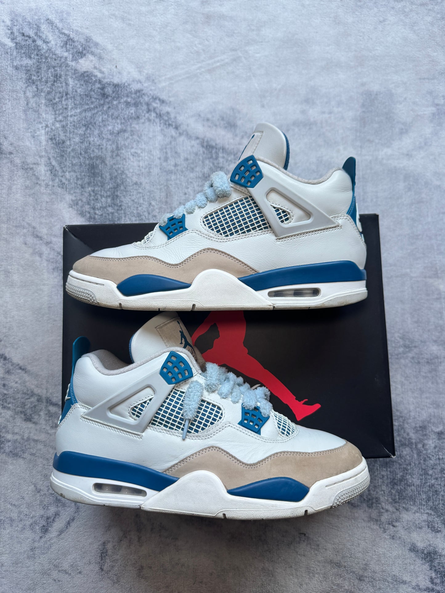 Jordan 4 Military Blue