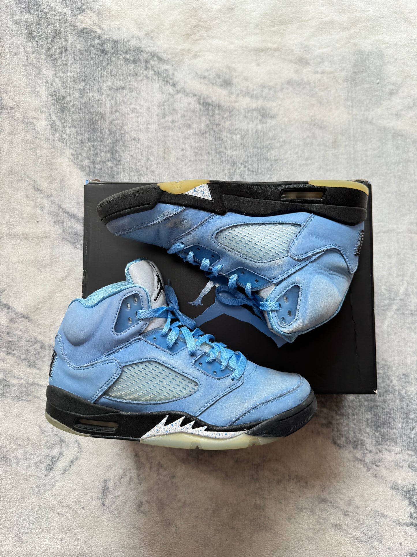 Jordan 5 University Blu