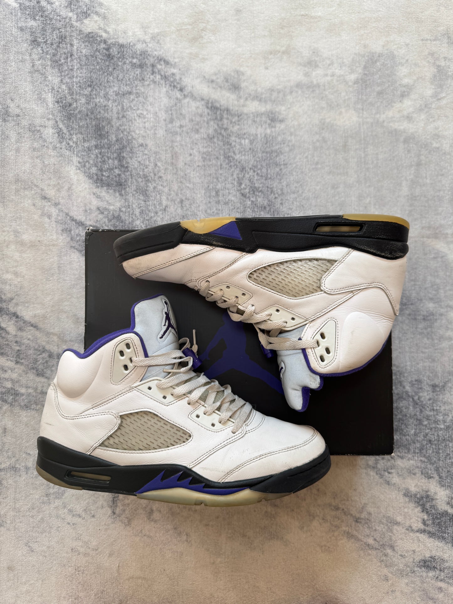 Jordan 5 Dark Concord