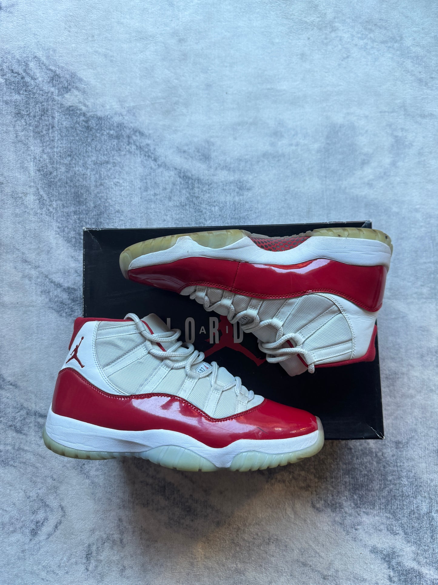 Jordan 11 Cherry