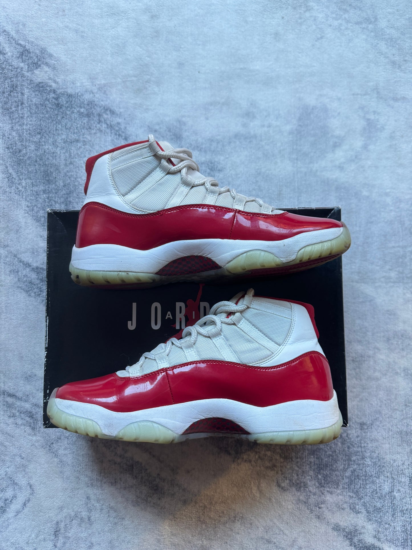 Jordan 11 Cherry