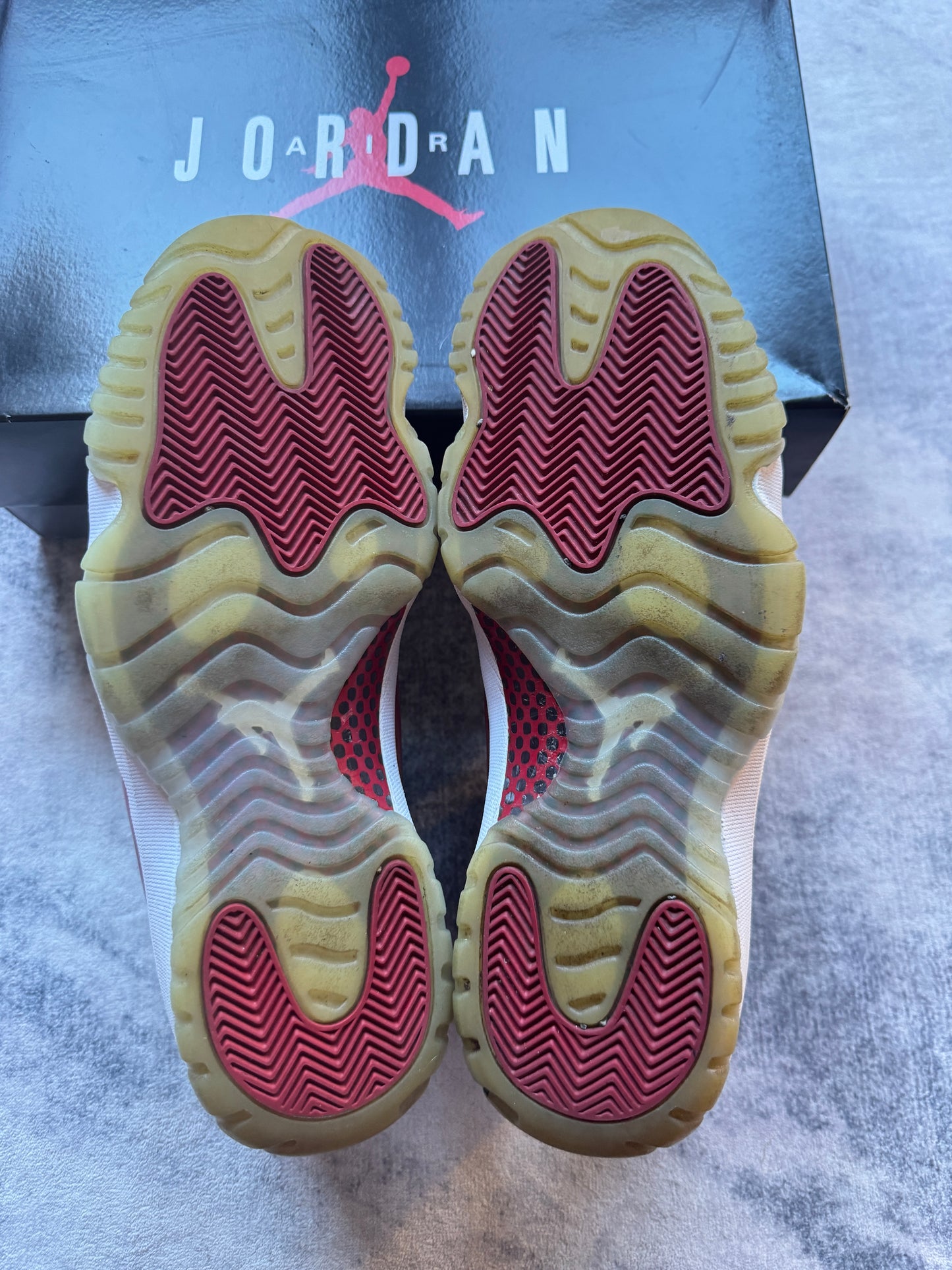 Jordan 11 Cherry