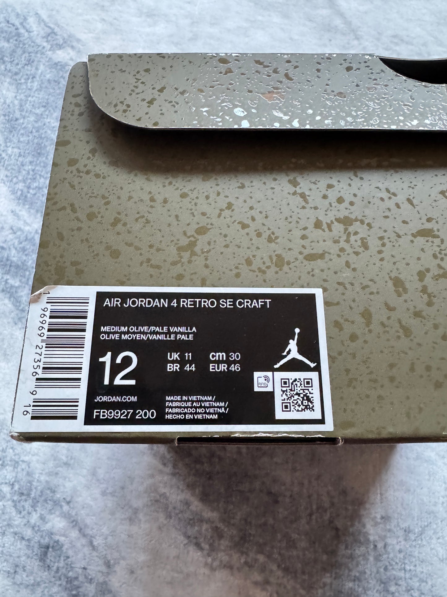 Jordan 4 Olive SE