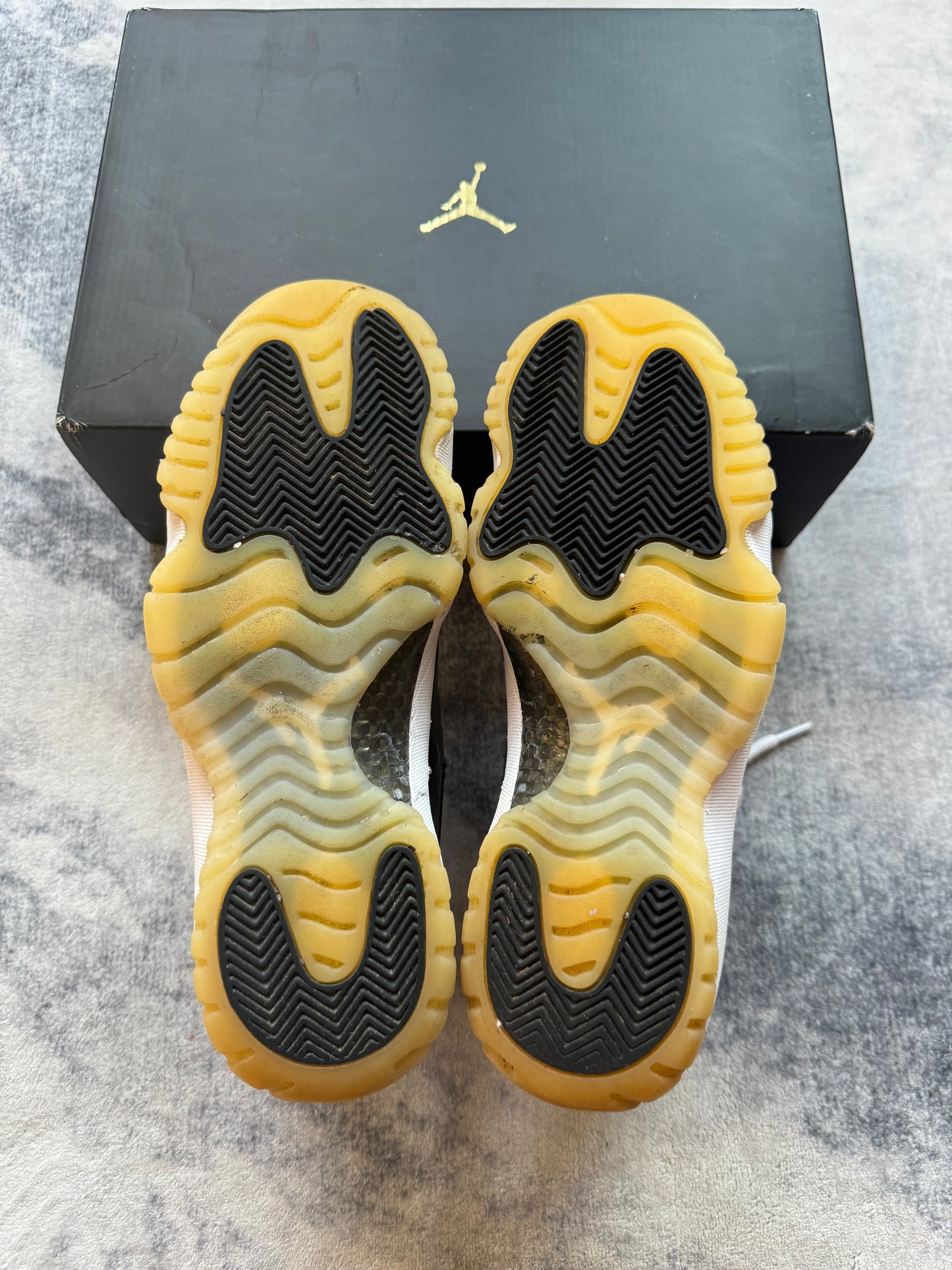 Jordan 11 Gratitude