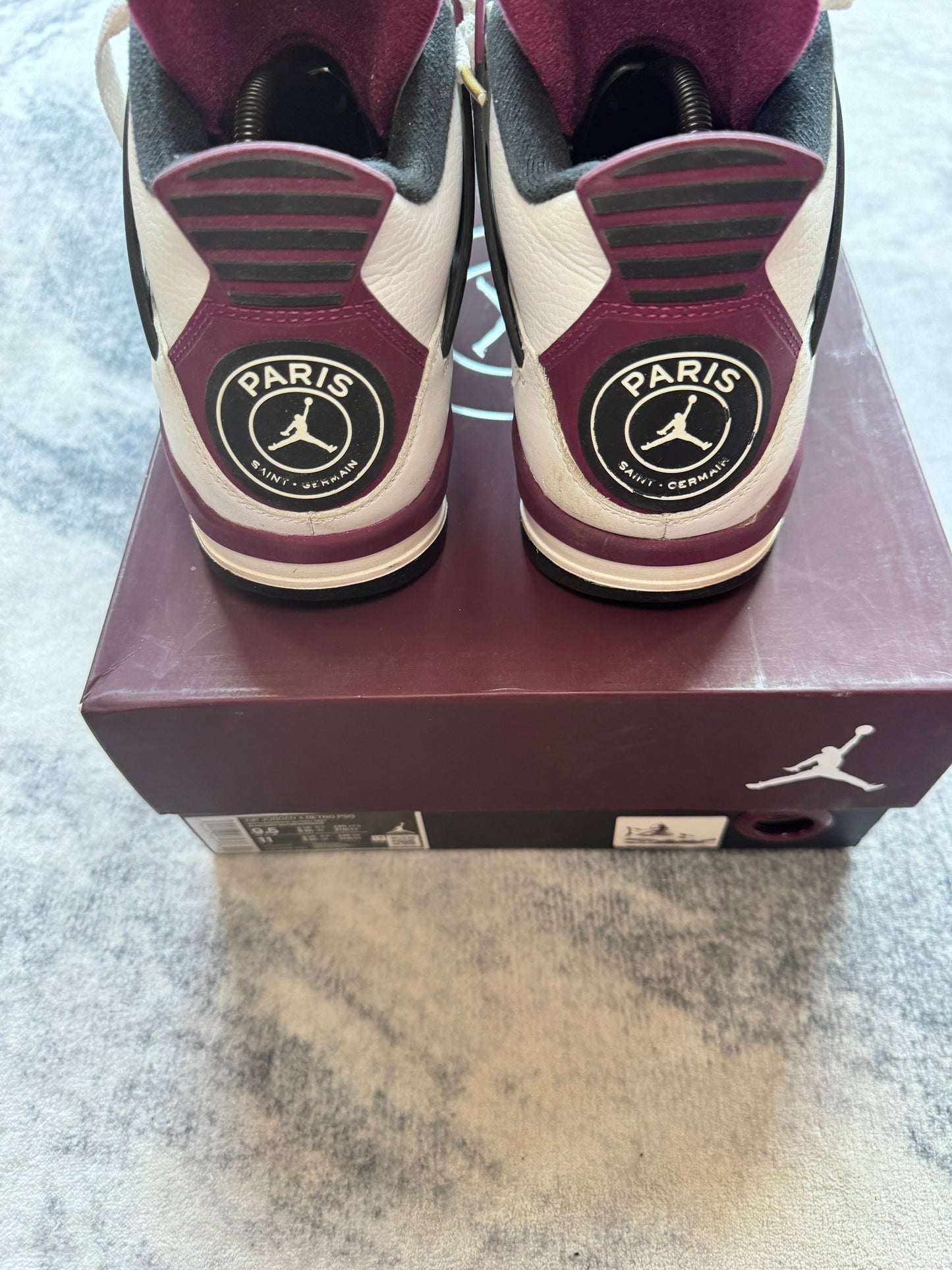 Jordan 4 Paris Saint Germain