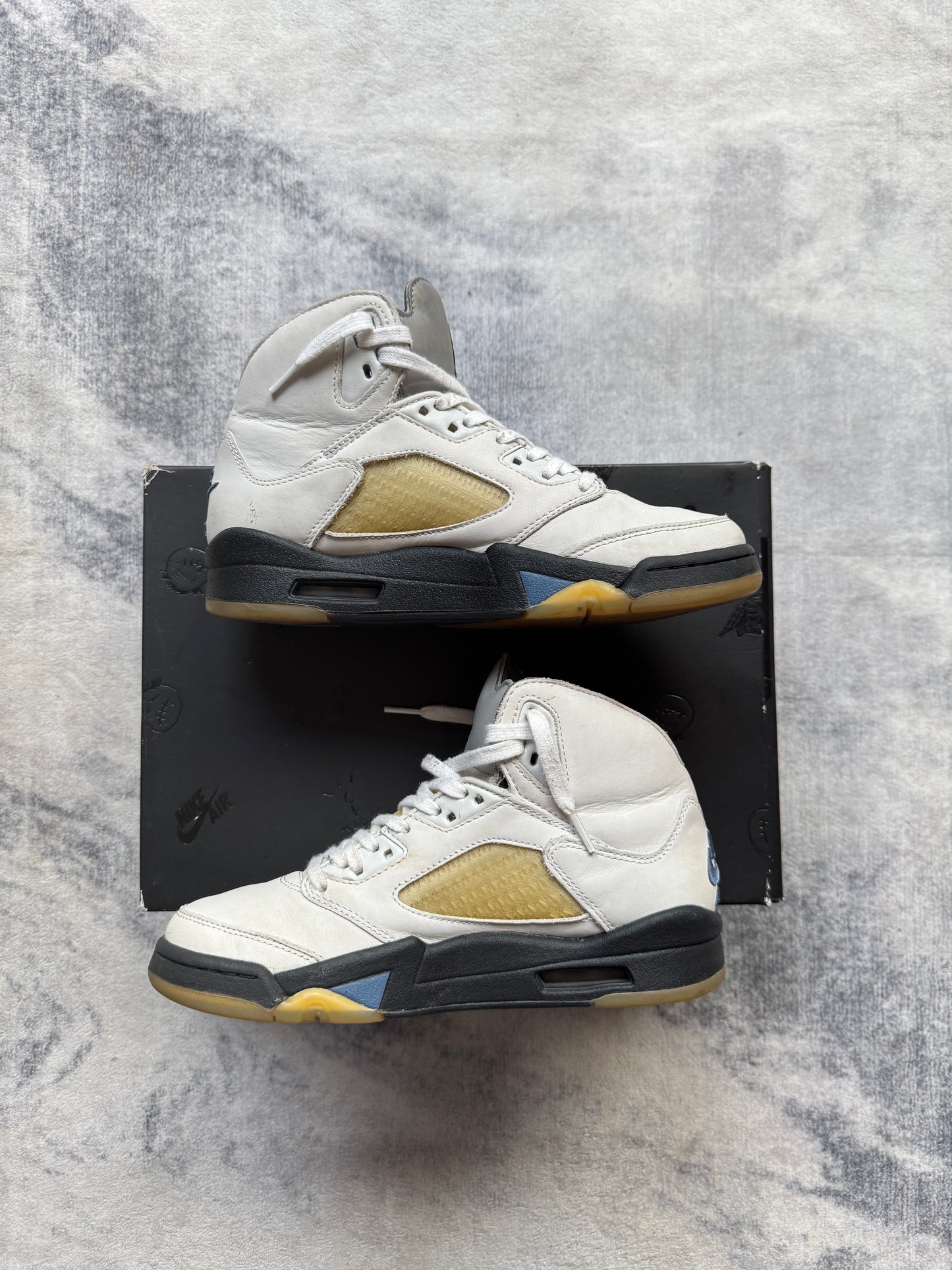 Jordan 5 A Ma Maniere Unisex