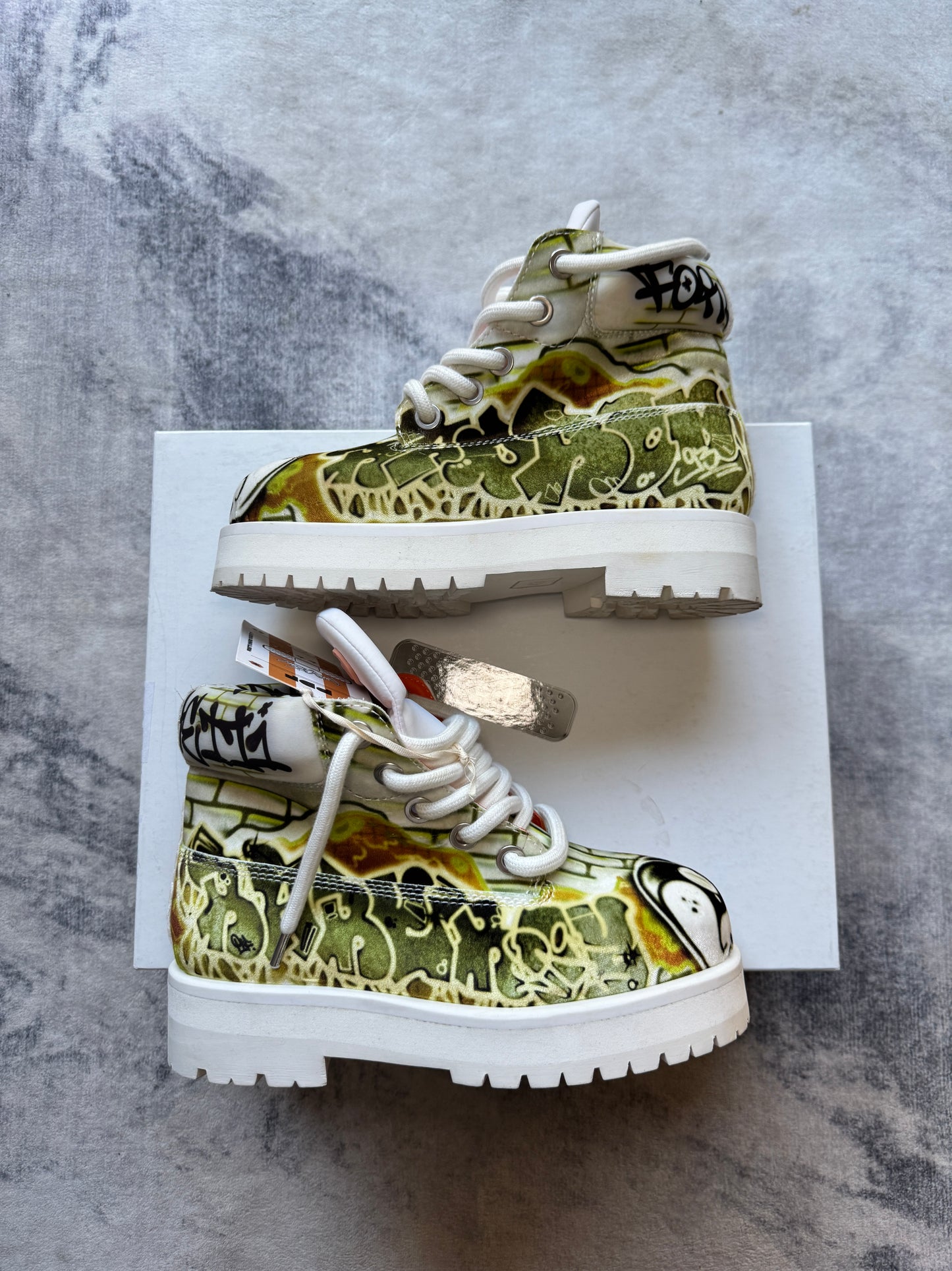 Pdf Strada Boots Graffiti