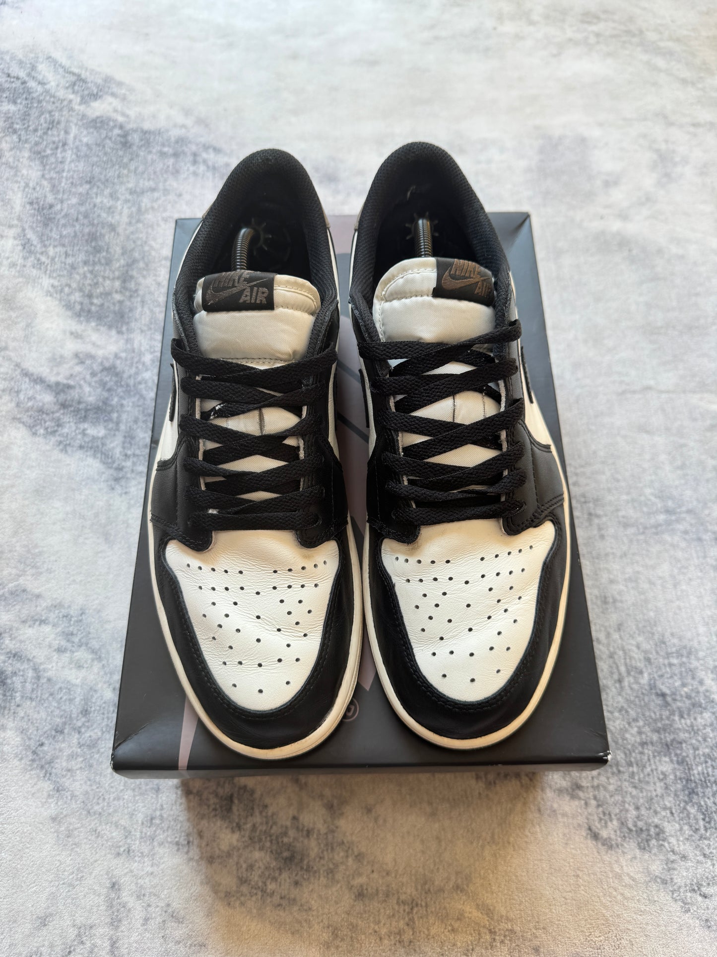Jordan 1 Low Mocha