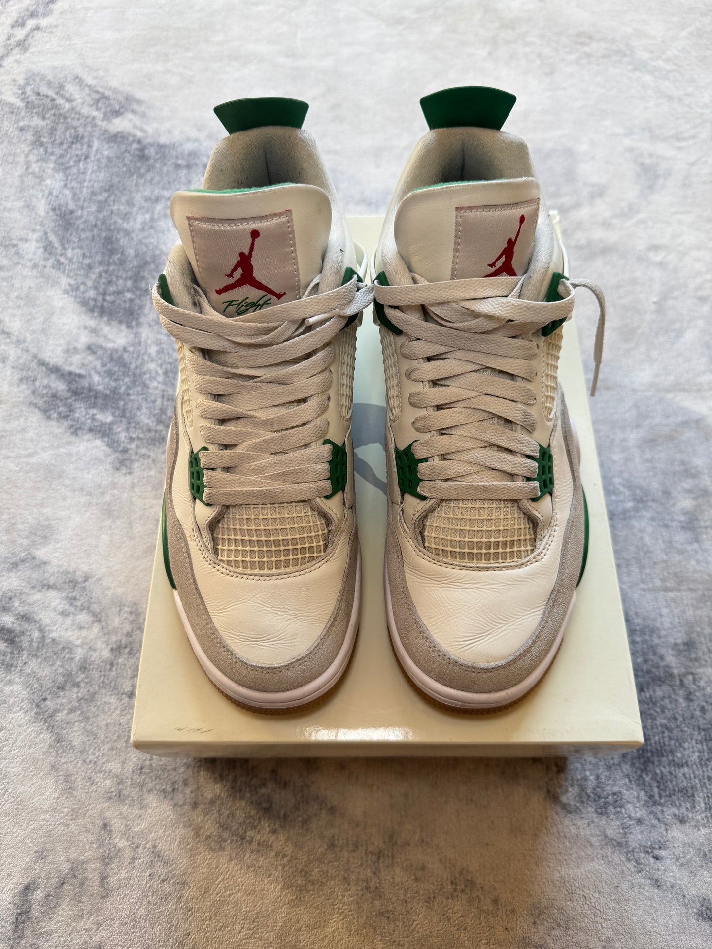 Jordan 4 Sb Pine Green