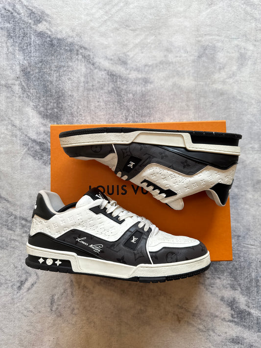 Louis Vuitton Trainer Black 2026