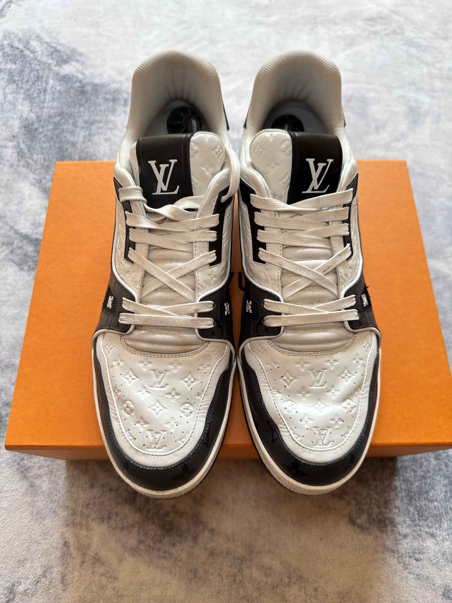 Louis Vuitton Trainer Black 2026