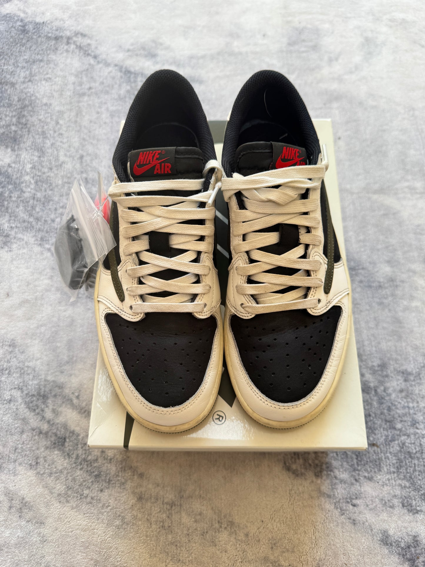 Jordan 1 Low Travis Scott Medium Olive