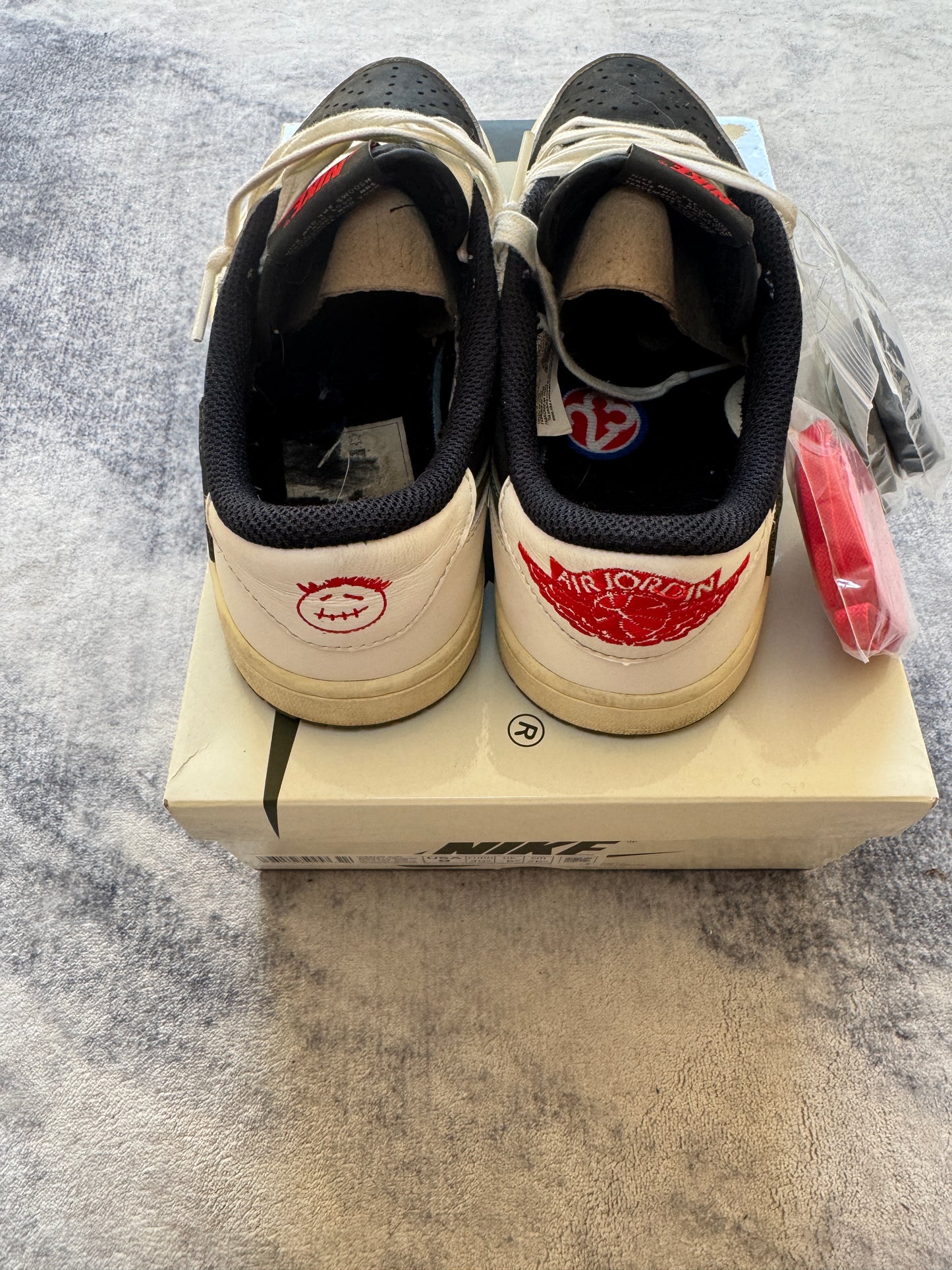 Jordan 1 Low Travis Scott Medium Olive