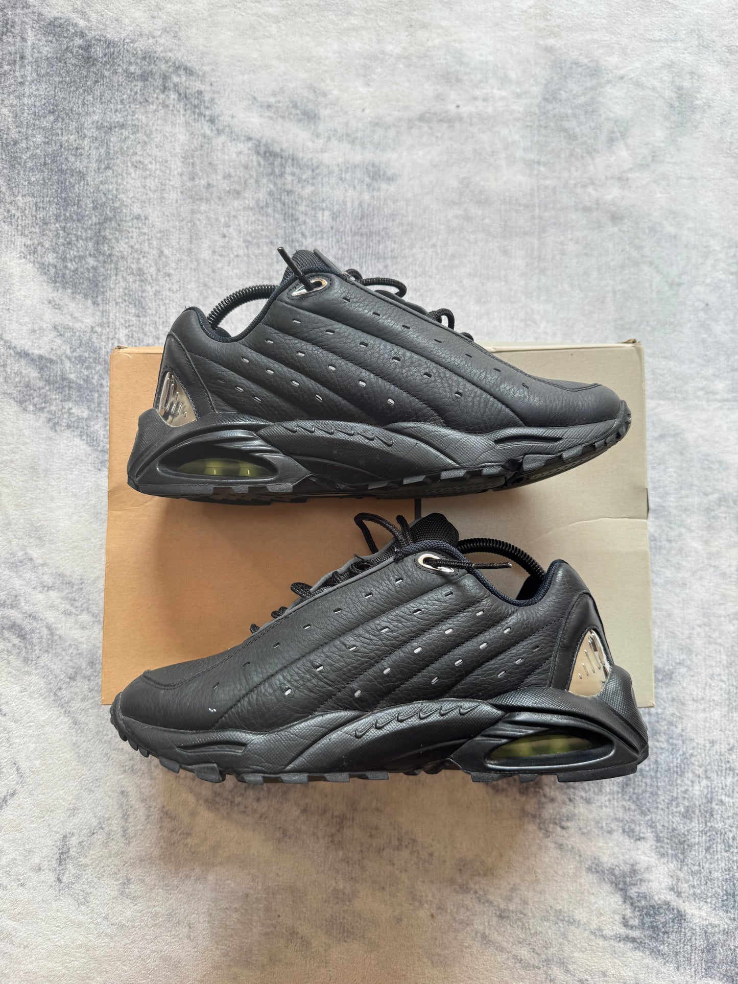 Nocta Hot Step 1 Triple Black